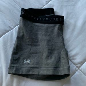 UNDER ARMOUR SPANDEX